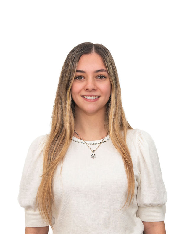 Fotografia institucional de una chica – cobertura fotográfica por Caro Roig.